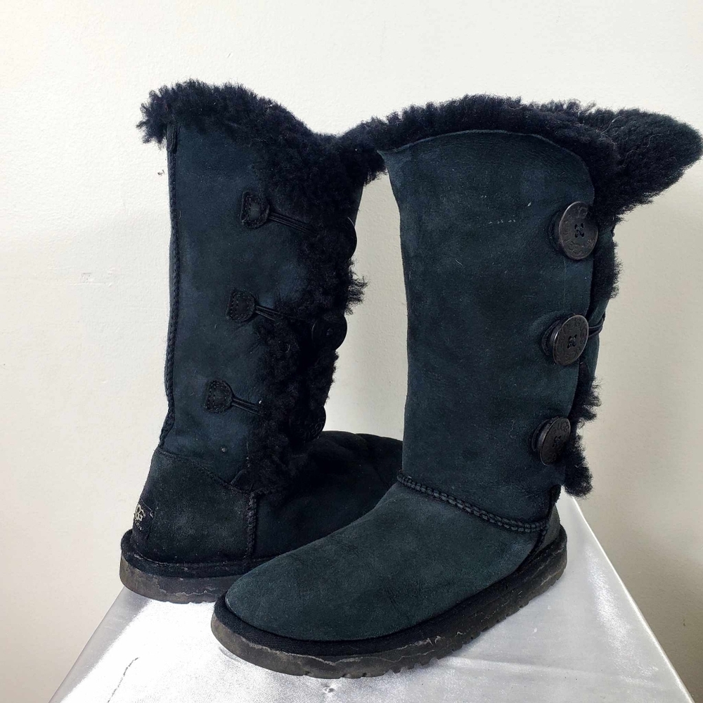 UGG Tall black Slip On 3 Bottoms Up bailey Boots Size 6